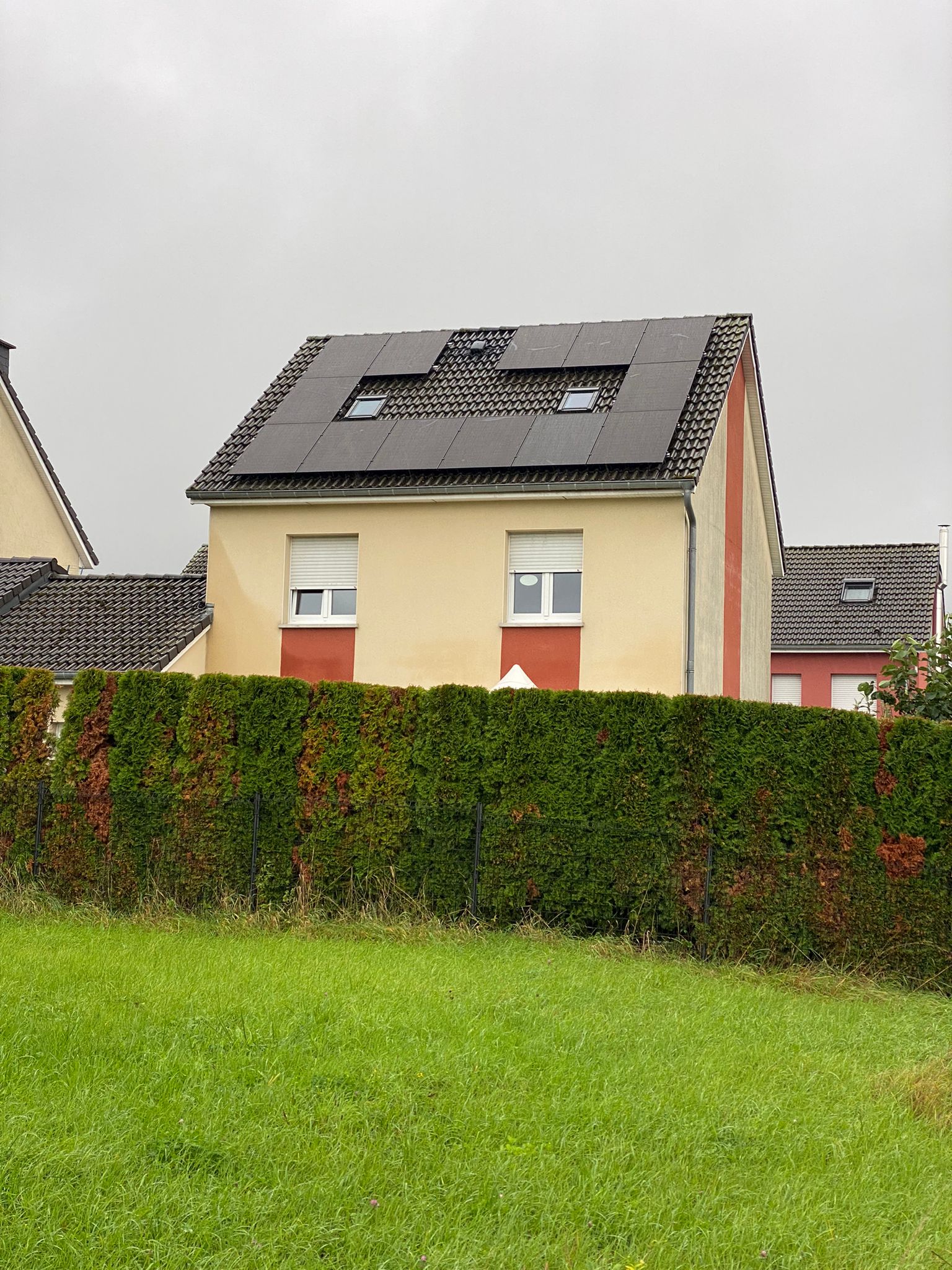 Installation de 35 panneaux solaires à Berdorf au Luxembourg